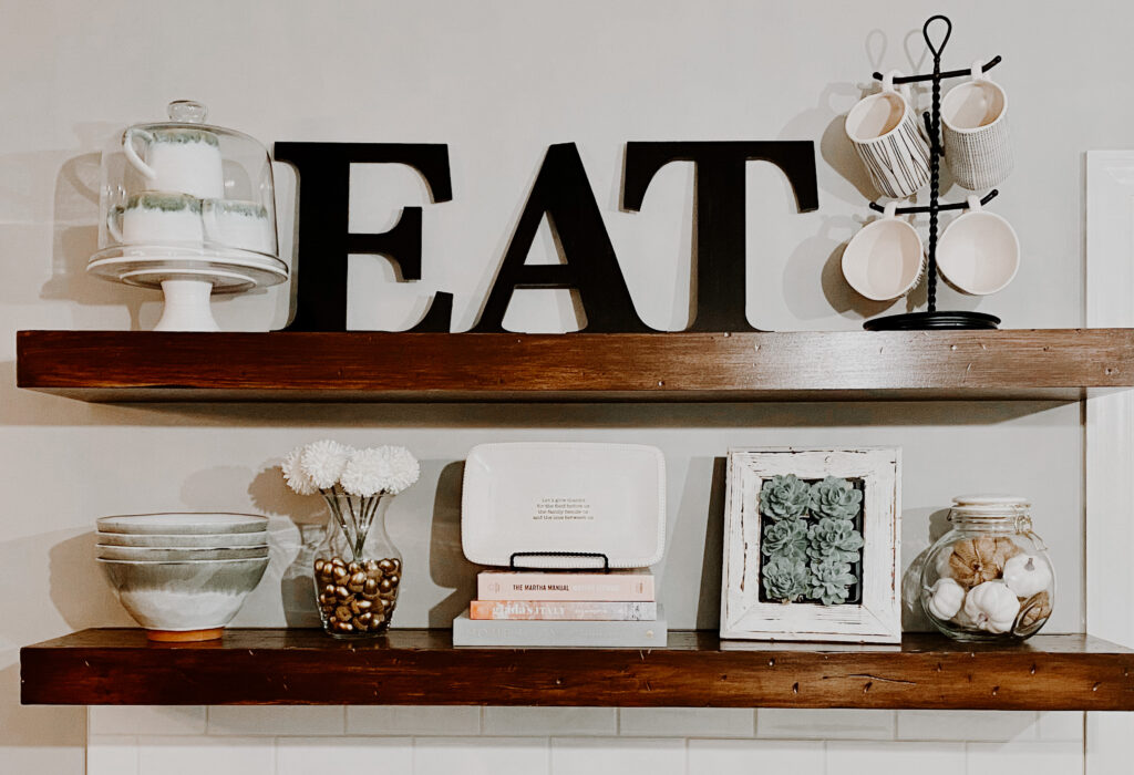 EAT shelf decor